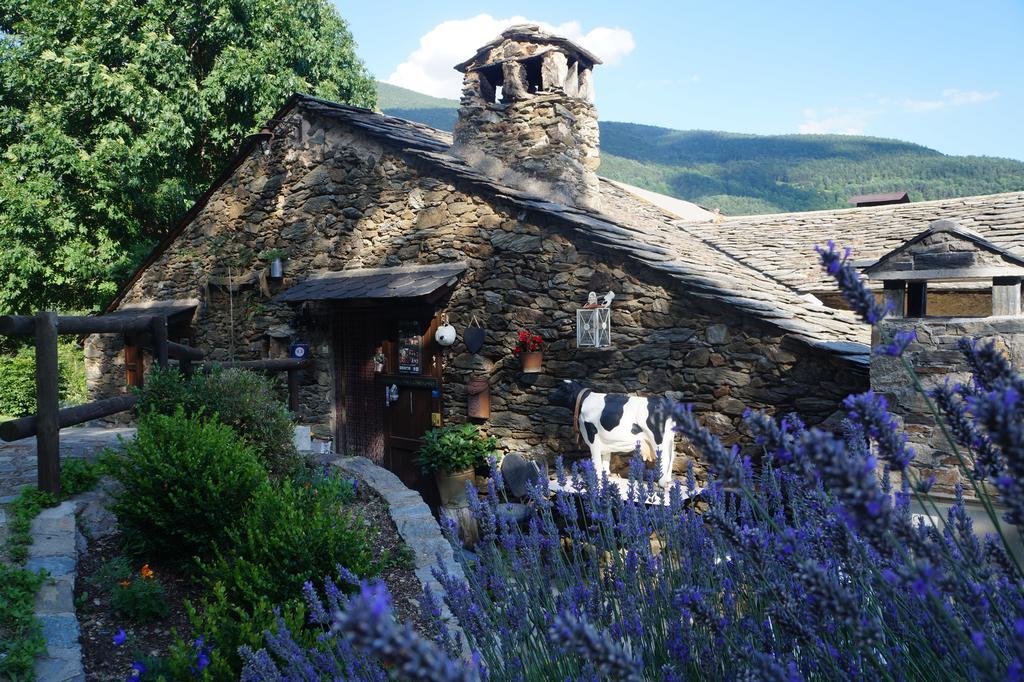 Masia Can Constans Queralbs Exteriér fotografie